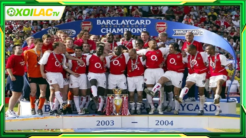 Arsenal vô địch Ngoại Hạng Anh Mùa giải 2003-04