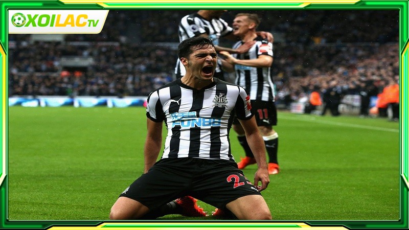 Mikel Merino chuyển tới Newcastle United vào năm 2017